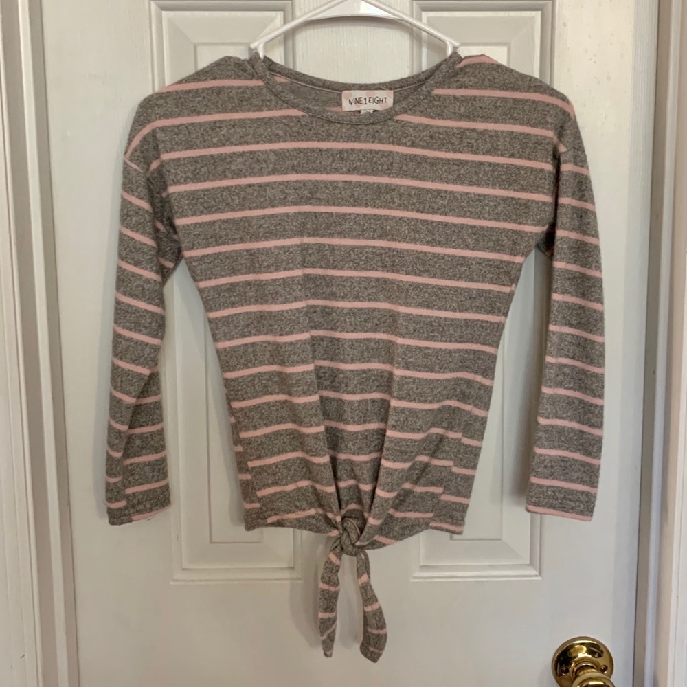 NINE 1 EIGHT Small(BNW/OT)Gray/Pink long sleeve T!